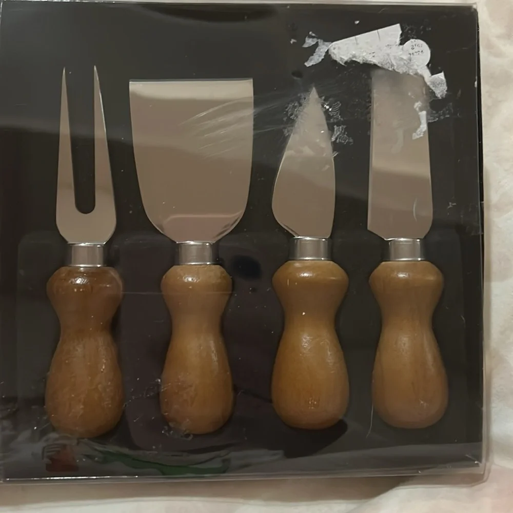 Froma Gourmet Cheese Knives Set of 4 Wood Handle Stainless Steel NIB